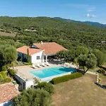 Villa Avec Piscine Privee Serra-di-Ferro