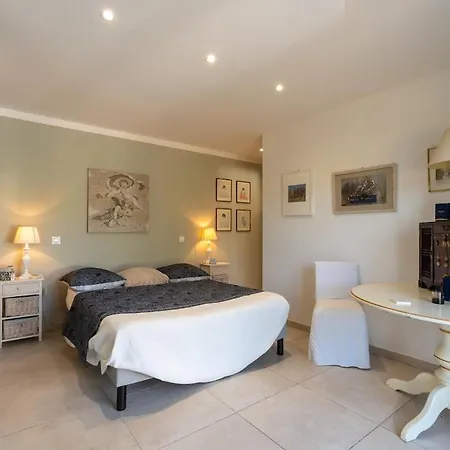 Avec Piscine Privee Villa Serra-di-Ferro (Corsica)