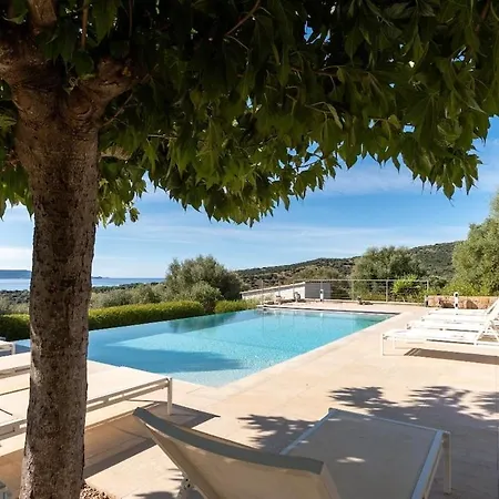 Avec Piscine Privee * Serra-di-Ferro (Corsica)