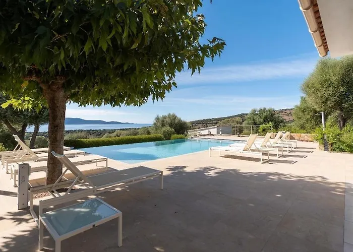 فيلة Avec Piscine Privee