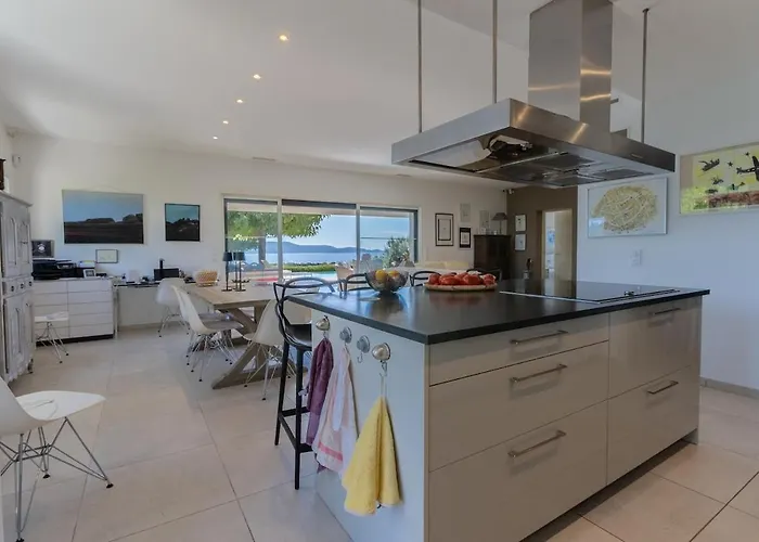 Villa Avec Piscine Privee