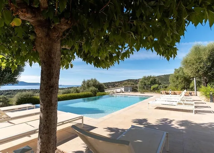 Avec Piscine Privee * Serra-di-Ferro (Corsica)